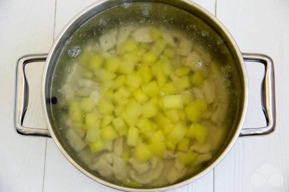 Soup with pork and vermicelli: photo of recipe preparation, step 4