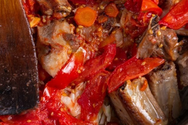 Pork ribs with vegetables in a cauldron – a simple and delicious recipe, how to cook step by step