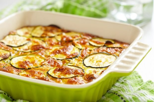 Zucchini casserole with cheese is a simple and delicious recipe, how to cook step by step