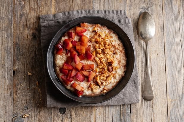 Wheat porridge in the oven with plum is a simple and delicious recipe, how to cook step by step