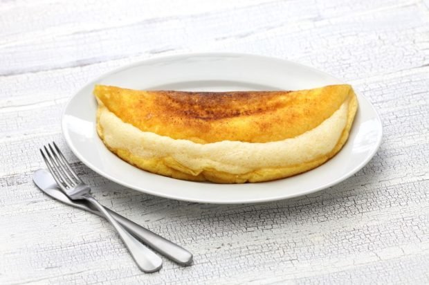 Tender omelet in a slow cooker is a simple and delicious recipe, how to cook step by step