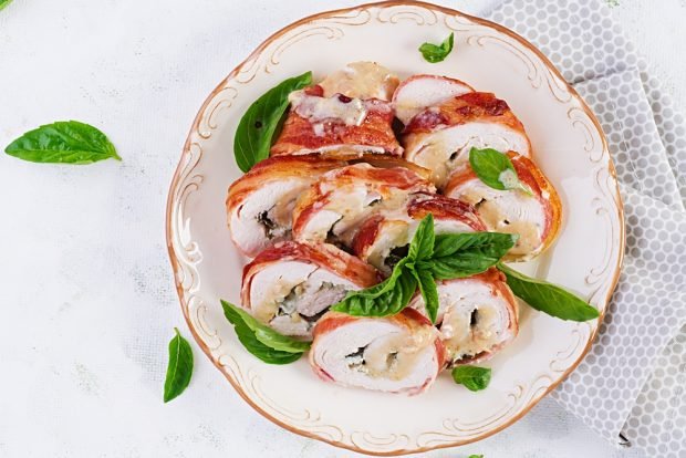 Chicken roll with basil and cheese – a simple and delicious recipe, how to cook step by step