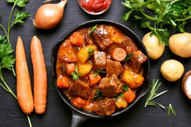 Veal goulash with new potatoes is a simple and delicious recipe, how to cook step by step