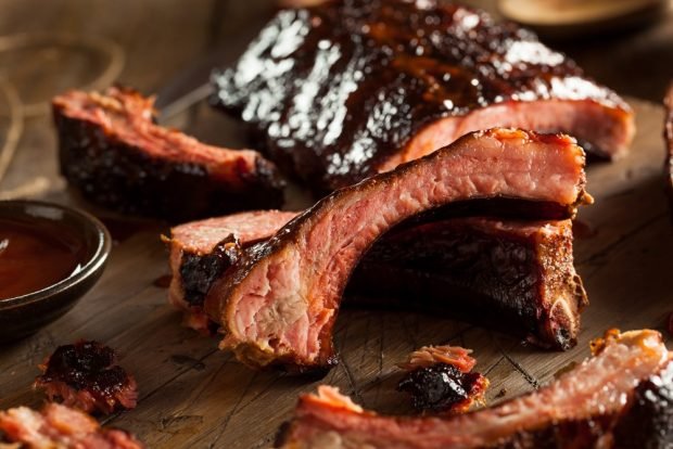 Pork ribs with teriyaki sauce in the oven 