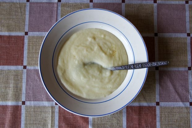 Semolina porridge with milk and water – a simple and delicious recipe, how to cook step by step