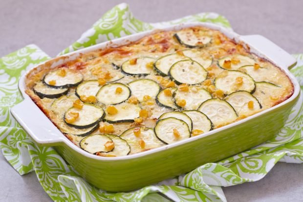 Zucchini casserole with potatoes is a simple and delicious recipe, how to cook step by step