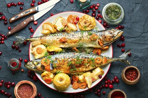 Mackerel with apples in the oven – a simple and delicious recipe, how to cook step by step