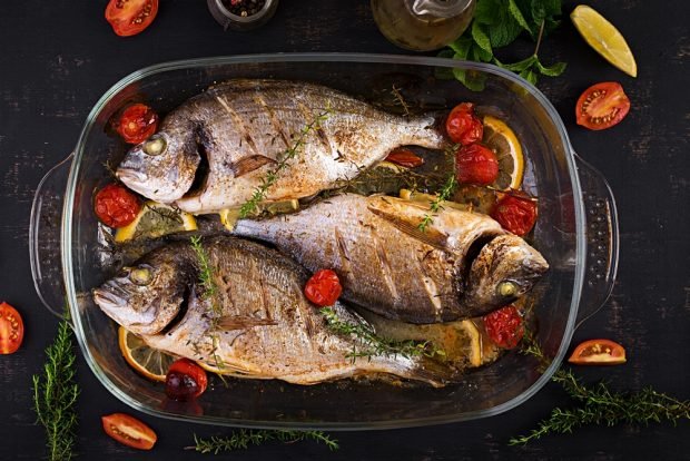 Dorado with tomatoes in the oven – a simple and delicious recipe, how to cook step by step