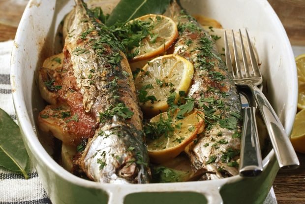 Mackerel with potatoes and tomatoes in the oven – a simple and delicious recipe, how to cook step by step