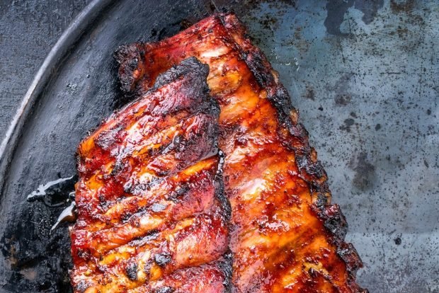 Pork ribs on the grill in foil – a simple and delicious recipe, how to cook step by step