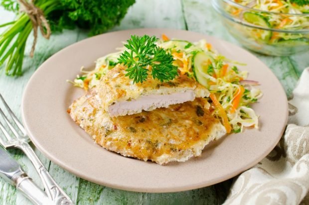 Turkey chops with Provencal herbs in the oven