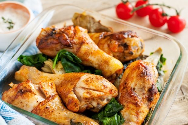 Chicken legs with spinach and vegetables – a simple and delicious recipe, how to cook step by step