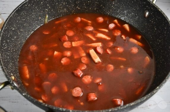 Solyanka with cucumber pickle: photo of recipe preparation, step 4