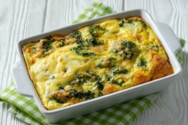 Broccoli casserole is a simple and delicious recipe, how to cook step by step