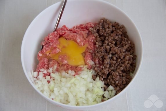 Pork Meatballs with buckwheat: photo of recipe preparation, step 1 Pork Meatballs with buckwheat: photo of recipe preparation, step 1