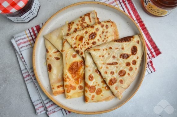 Tender rice flour pancakes: photo of recipe preparation, step 5