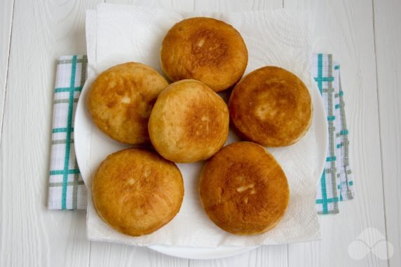 Sweet donuts without eggs: photo of recipe preparation, step 6