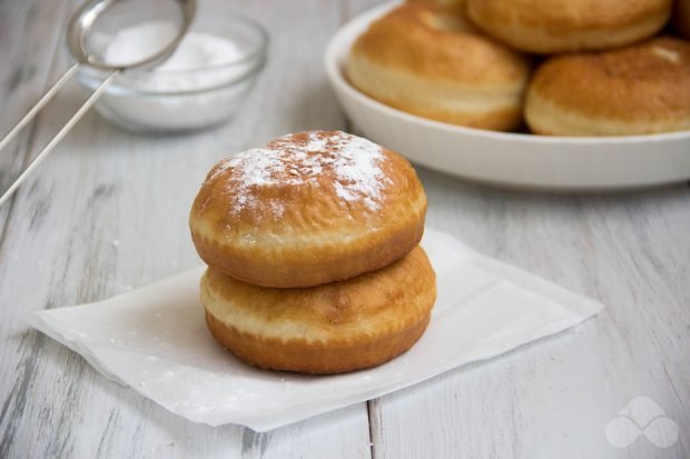 Sweet donuts without eggs – a simple and delicious recipe with photos (step by step)