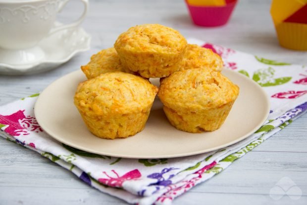 Carrot muffins – a simple and delicious recipe with photos (step by step)