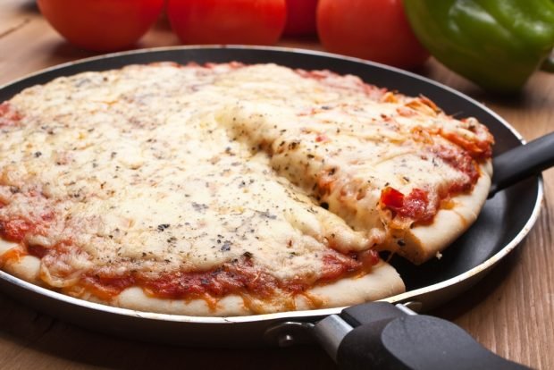 Pizza Margarita on pita bread is a simple and delicious recipe, how to cook step by step