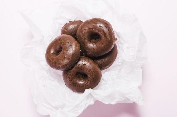 Chocolate donuts – a simple and delicious recipe, how to cook step by step