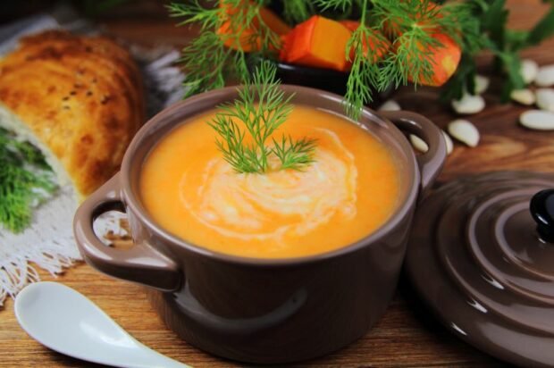 Pumpkin cream soup is a simple and delicious recipe, how to cook step by step