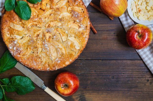 PP charlotte with apples – a simple and delicious recipe, how to cook step by step