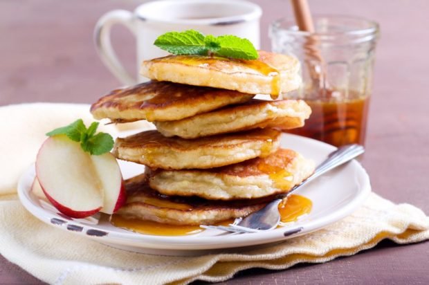 Fragrant pancakes with apples and cinnamon – a simple and delicious recipe, how to cook step by step