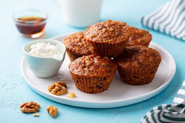 Nut muffins – a simple and delicious recipe, how to cook step by step