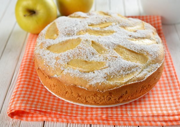 PP charlotte with apples in the oven is a simple and delicious recipe, how to cook step by step