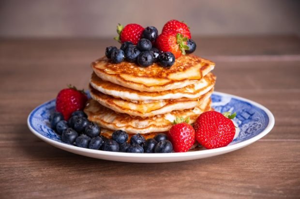 Pancakes made from rice flour and honey – a simple and delicious recipe, how to cook step by step