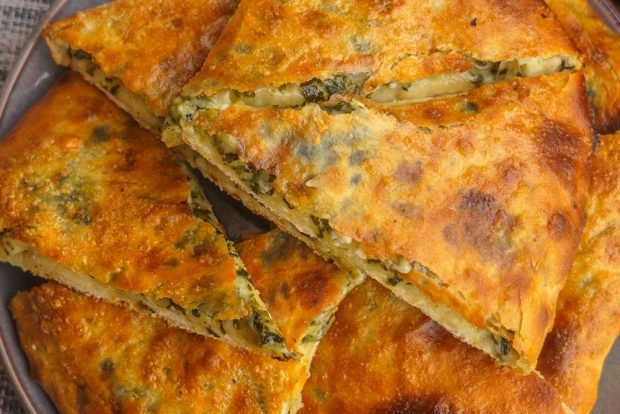 Khachapuri with potatoes and pita greens is a simple and delicious recipe, how to cook step by step