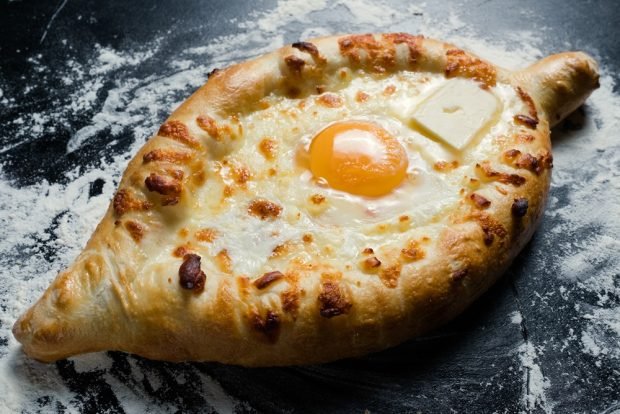 Adjarian khachapuri with cheese – a simple and delicious recipe, how to cook step by step