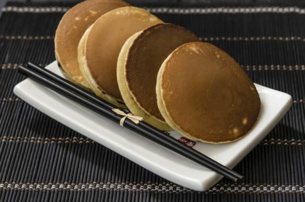 Japanese dorayaki pancakes – a simple and delicious recipe, how to cook step by step