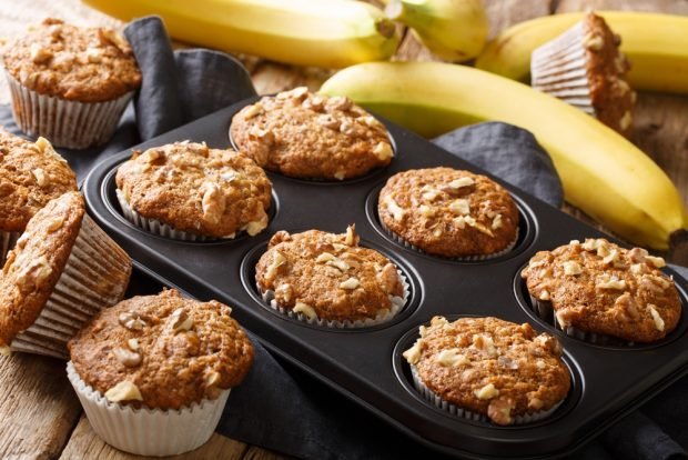 Banana cupcakes with walnuts – a simple and delicious recipe, how to cook step by step