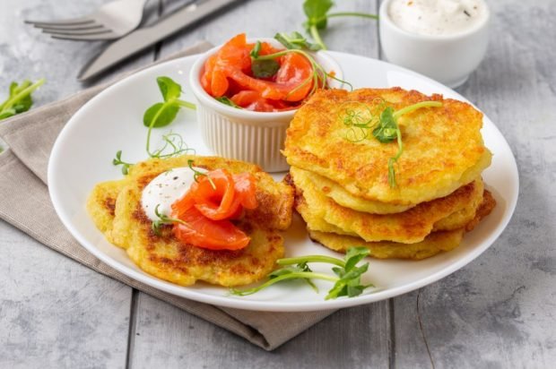 Potato pancakes on sour cream – a simple and delicious recipe, how to cook step by step