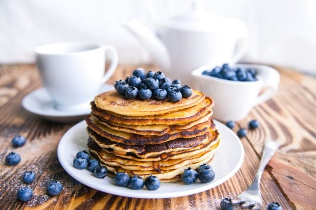 Pancakes on Greek yogurt – a simple and delicious recipe, how to cook step by step