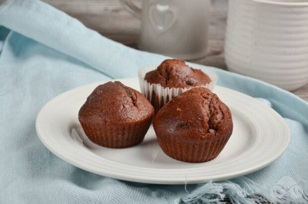 Chocolate muffins-a simple and delicious recipe with photos (step-by-step)