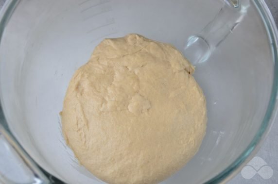 Chicken and mushroom pies: photo of recipe preparation, step 2