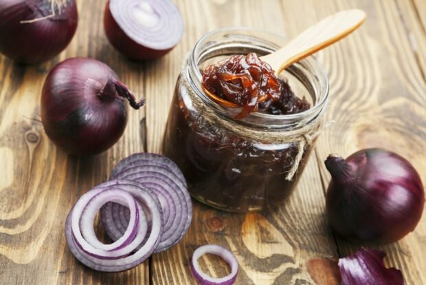 Onion jam for winter – a simple and delicious recipe, how to cook step by step