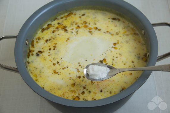 Finnish ear with melted cheese: photo of recipe preparation, step 7