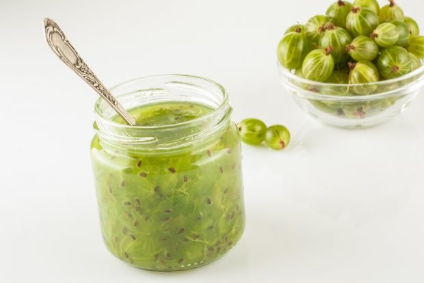 Thick jelly-five minutes of green gooseberries – a simple and delicious recipe, how to cook step by step