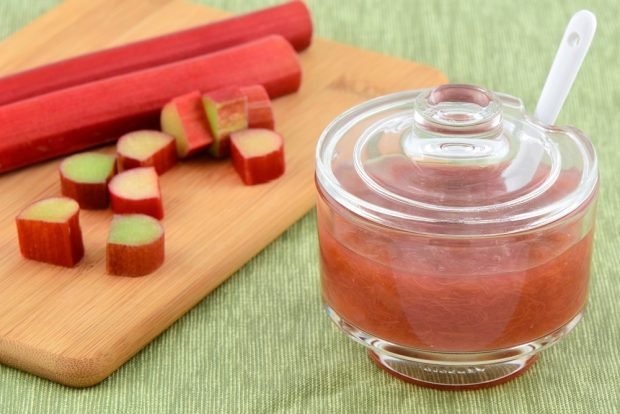 Rhubarb jam with apples – a simple and delicious recipe, how to cook step by step