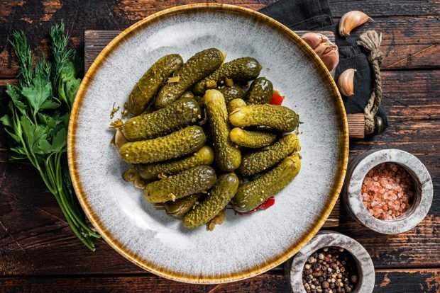 Crispy gherkins in Bulgarian for winter – a simple and delicious recipe, how to cook step by step