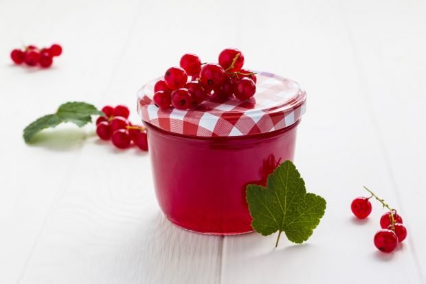 Red currant juice jelly is a simple and delicious recipe, how to cook step by step