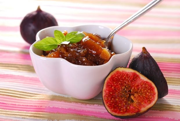 Royal fig jam is a simple and delicious recipe, how to cook step by step