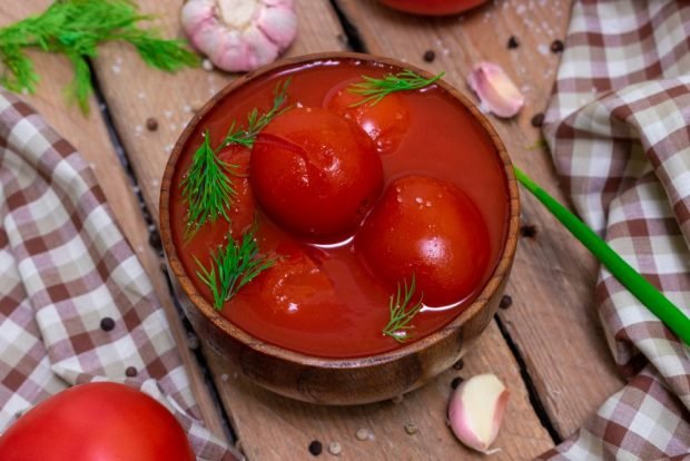 Tomatoes slices in their own juice for the winter – a simple and delicious recipe, how to cook step by step