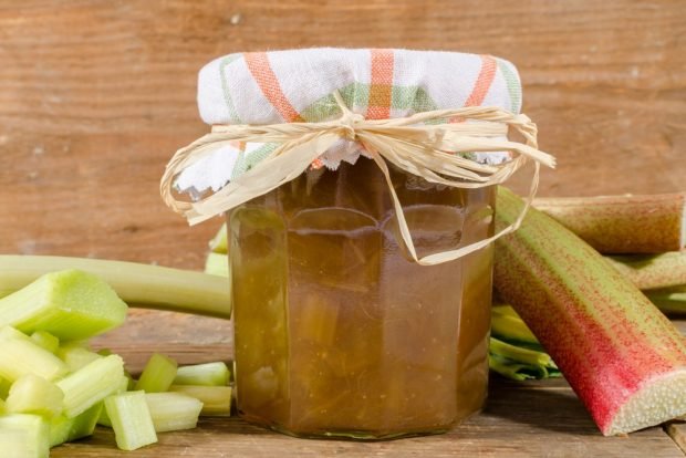 Rhubarb jam without sterilization – a simple and delicious recipe, how to cook step by step