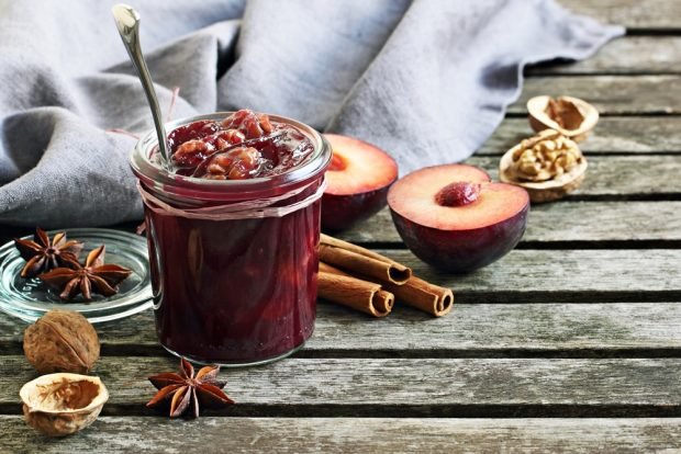 Plum jam with pitted walnuts