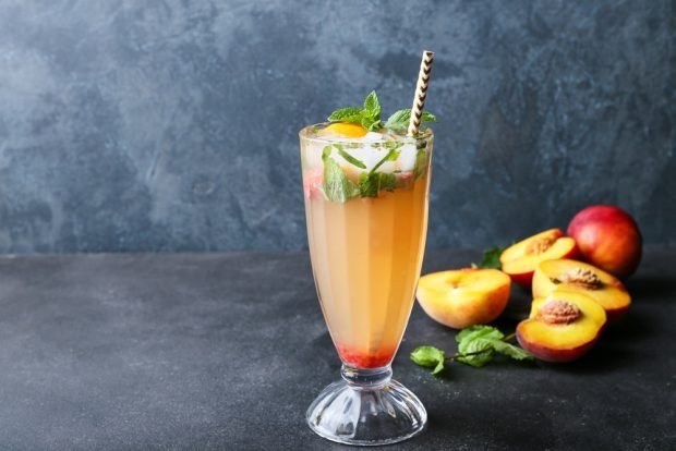 Nectarine mojito for winter 